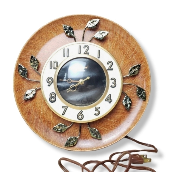 SUNBURST Wall Clock by United 𝅺MID-CENTURY Modern Brass Leaves - Picture 1 of 14
